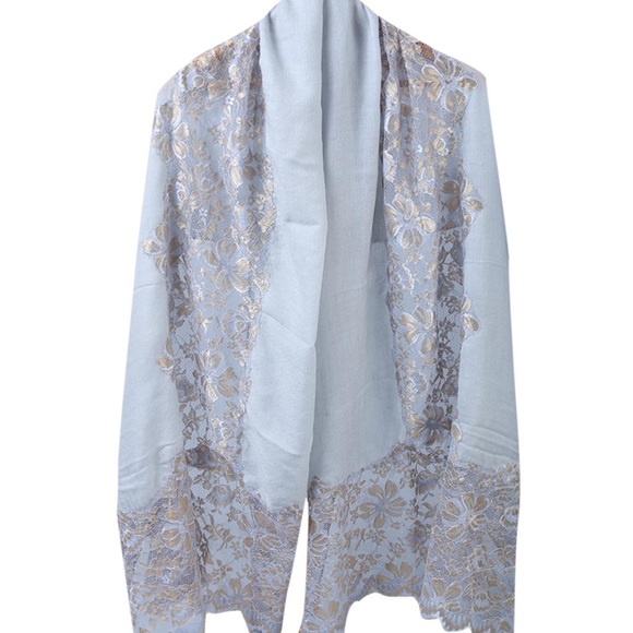 Cashmere and chantilly stole - Picture 1 of 1